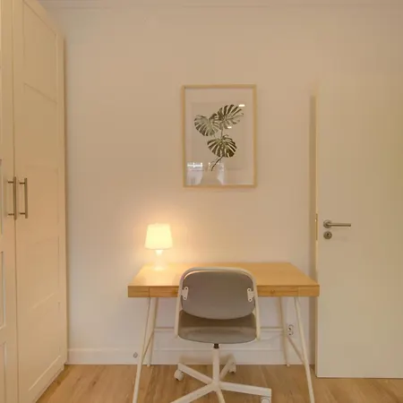 Lägenhet Casa Graziela, Jardim Privado E Totalmente Equipada Facil Acesso A Transportes Lisboa