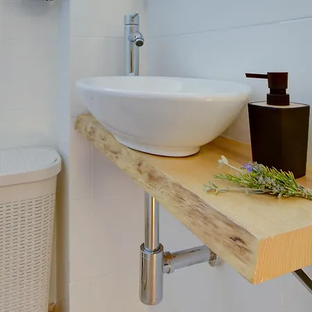 Casa Graziela, Jardim Privado E Totalmente Equipada Facil Acesso A Transportes