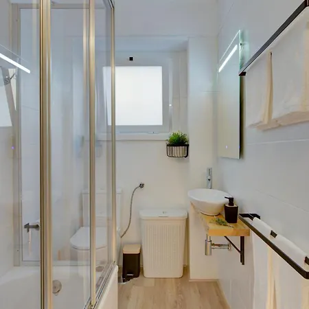 Casa Graziela, Jardim Privado E Totalmente Equipada Facil Acesso A Transportes 리스본