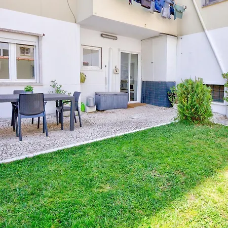 Lejlighed Casa Graziela, Jardim Privado E Totalmente Equipada Facil Acesso A Transportes *