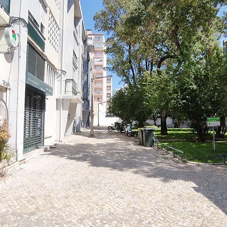 Casa Graziela, Jardim Privado E Totalmente Equipada Fácil Acesso A Transportes Lisbona